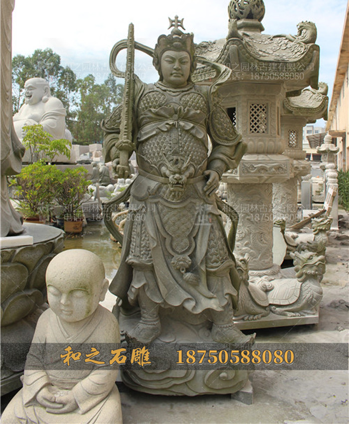 韦陀菩萨石雕像