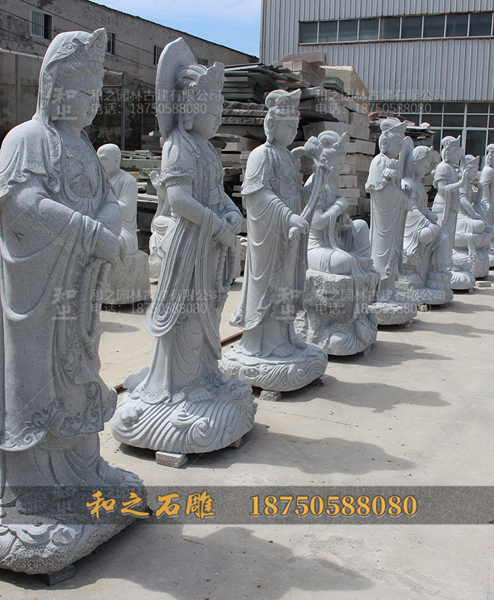 33观音石雕像