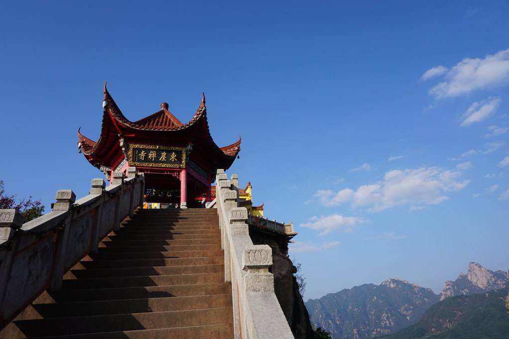 寺庙九华山