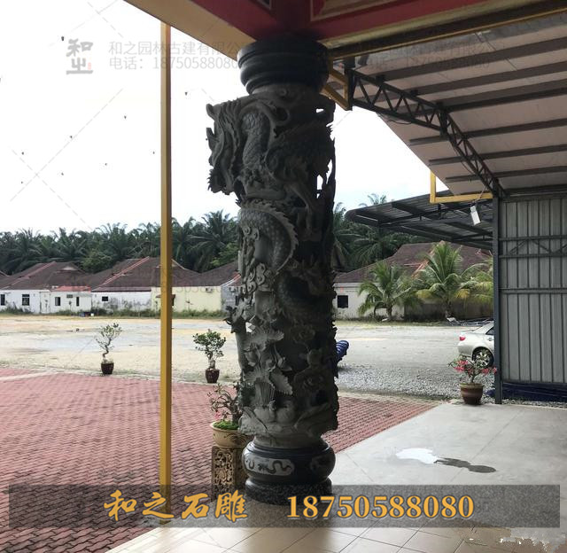石雕龙柱 石雕龙柱