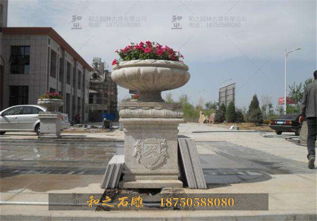 石雕花钵 石雕花钵