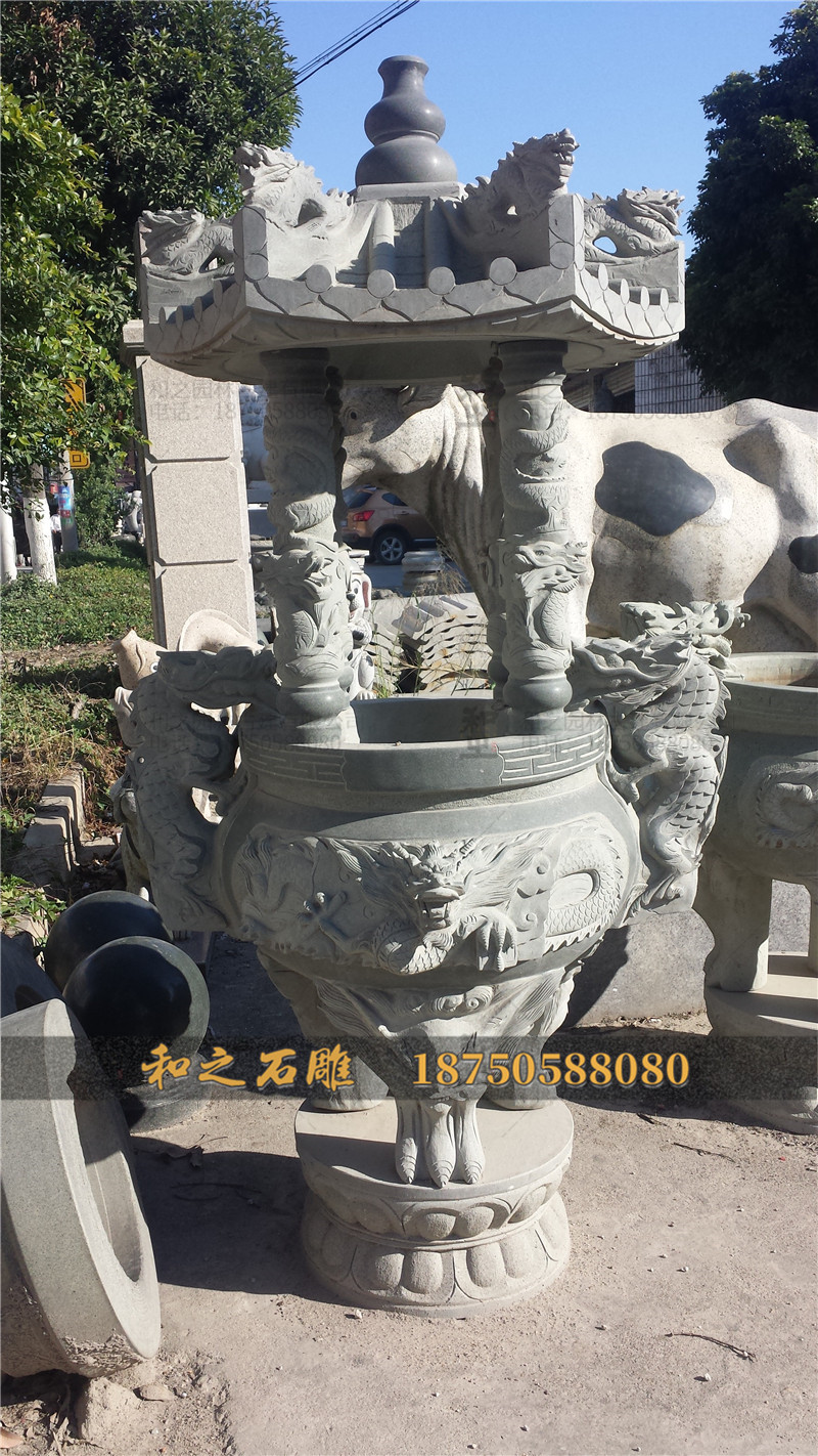 带盖石雕香炉 带盖石雕香炉