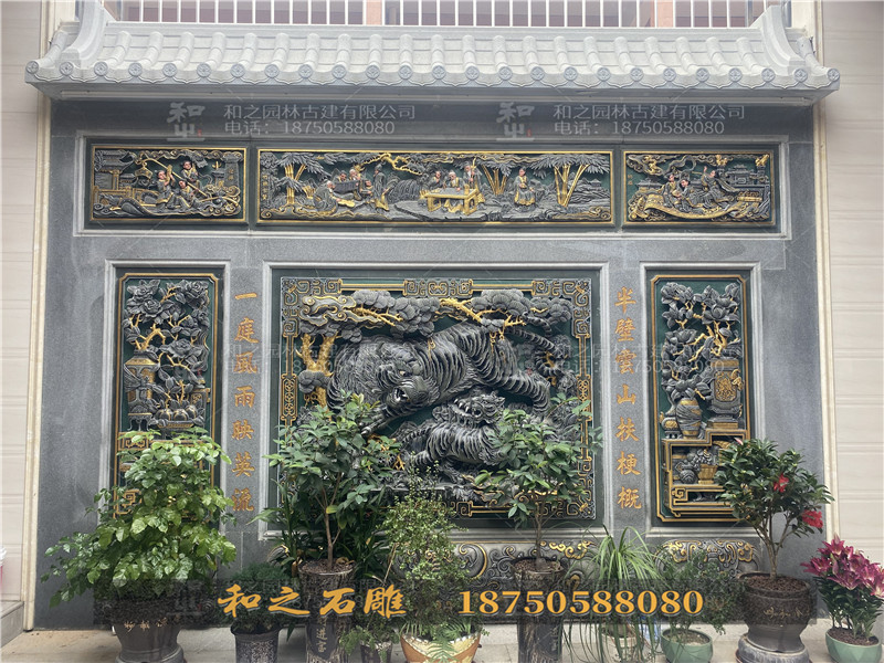 浮雕龙壁