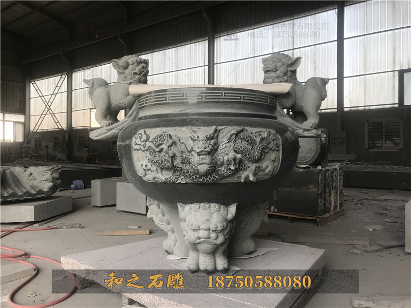 青石石雕香炉 青石石雕香炉
